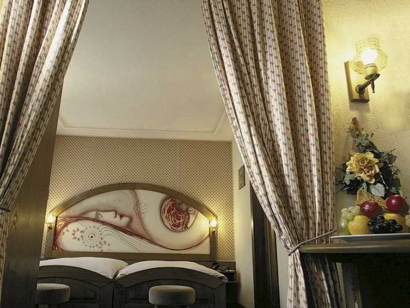 Adaastra Boutique Hotel Brig Δωμάτιο φωτογραφία